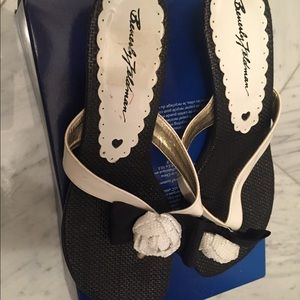 Beverly Feldman midheal flower slippers